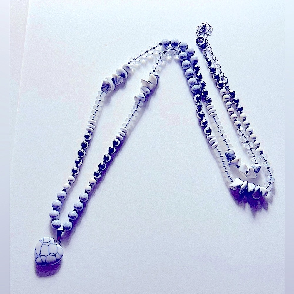 Necklace: White Howlite heart on white, gray, aurora, silver Nugget, beads